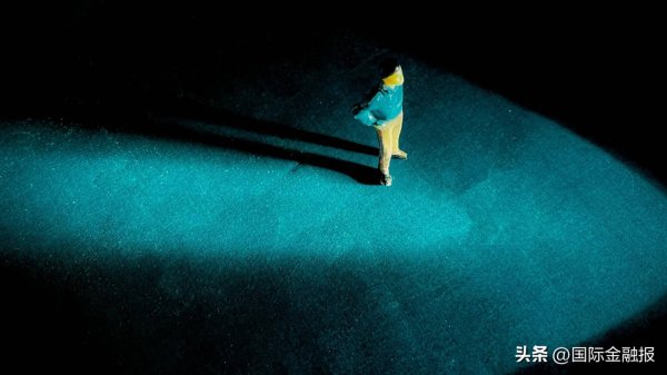 配资市场最简单三个步骤 靖奇投资创始人称遭“背刺”，什么情况？